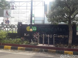 Terimpit Ekonomi Saat Wabah Corona, Speaker pun Digadaikan