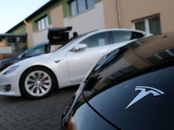 Tesla Mau Jual Saham Baru Rp 73 T