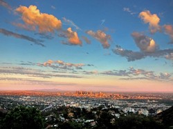 AS Batasi Perjalanan Tak Penting 30 Hari Lagi