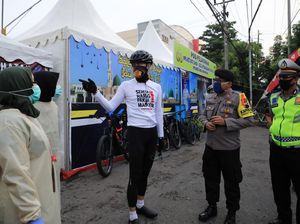 Hari Ketiga PKM Kota Semarang, Ganjar: Masih Banyak Warga Berkerumun Hari Ketiga PKM Kota Semarang, Ganjar: Masih Banyak Warga Berkerumun