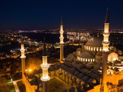 Tradisi Lampu Ramadhan Turki yang Berbeda Selama Corona