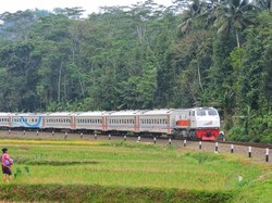 Mau Beli Tiket Kereta Api Luar Biasa Mulai 12 Mei? Ini Syaratnya