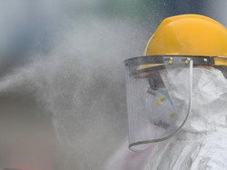 Menkes Teken Aturan Insentif-Santunan Kematian untuk Tenaga Medis Corona