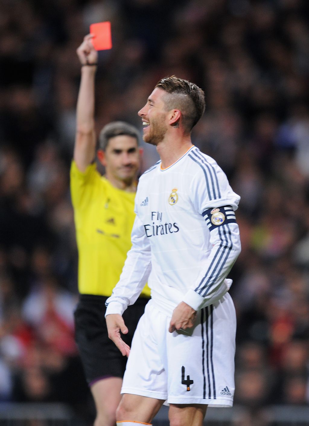 Sergio Ramos dengan total 26 kartu merah sepanjang karirnya