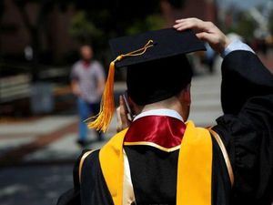 Tak Merasa Diusir: Australia Berikan Bantuan untuk Mahasiswa Internasional