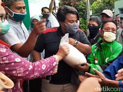 Bantuan Beras ke Muslimat NU di Surabaya Berujung Ricuh