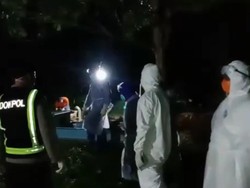 Proses Pemakaman PDP yang Dilakukan Dini Hari