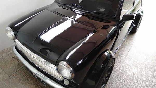 Potret Toyota Agya Bertransformasi Jadi MINI Cooper Klasik