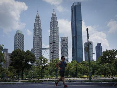 Nyaris 6000 Orang Malaysia Positif Corona, 4.087 Sembuh