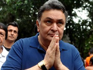 Legenda Bollywood Rishi Kapoor Meninggal di Usia 67 Tahun