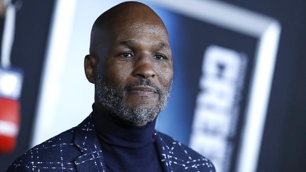 NEW YORK, NEW YORK - NOVEMBER 14: Bernard Hopkins attends 