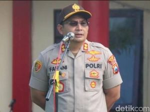 Kapolres Blitar Ungkap Kasat Sabhara Tak Masuk Kerja Usai Ditegur Bencong Kapolres Blitar Ungkap Kasat Sabhara Tak Masuk Kerja Usai Ditegur Bencong