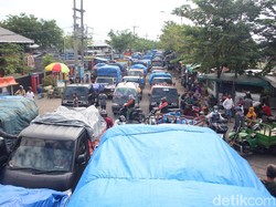 Para Pedagang di Pasar Baru Porong Ngaku Rugi Gegara PSBB Sidoarjo
