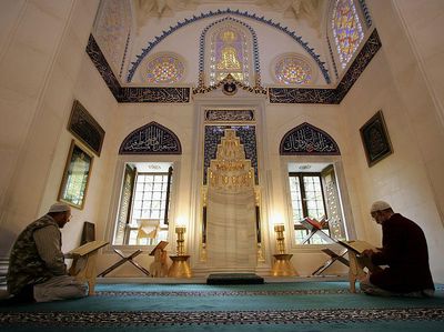 Masjid Sehitlik Berarsitektur Usmaniyah di Jerman