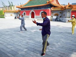 Beijing Longgarkan Karantina, Pemesanan Penerbangan Melonjak Tinggi