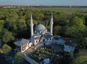 Kebaikan Muslim Jerman Saat Puasa di Tengah Corona