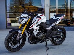 Inikah Tampang New Suzuki GSX-S300?