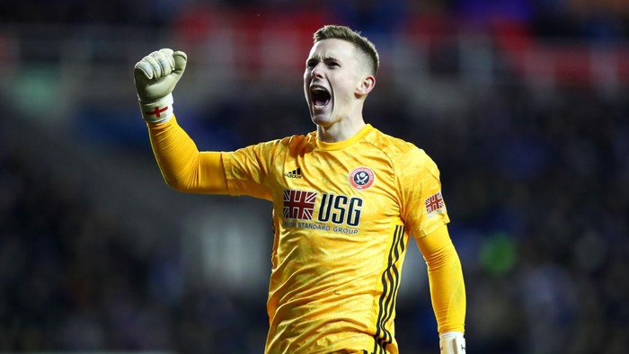 READING, ENGLAND - MARCH 03:  Dean Henderson of Sheffield United celebrates his sides second goal during the FA Cup Fifth Round match between Reading FC and Sheffield United at Madejski Stadium on March 03, 2020 in Reading, England. (Photo by Dan Istitene/Getty Images)
