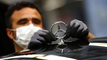 2 Pabrik Mercedes-Benz Bisa Tutup, Ini Penyebabnya
