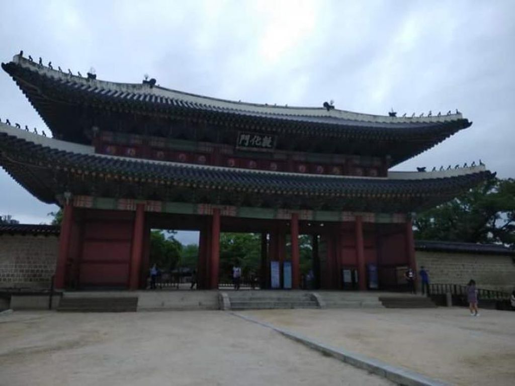 Melihat Harmonisasi Manusia dan Alam pada Istana Changdeokgung Korsel Melihat Harmonisasi Manusia dan Alam pada Istana Changdeokgung Korsel