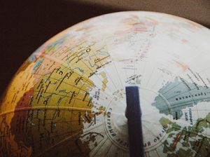 Cara Mudah Pelajari Bumi Bulat dari Rumah Saja