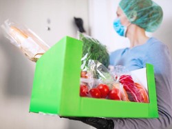 Kirim Donasi Makanan Bernutrisi untuk Tenaga Medis Lewat GrabFood