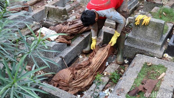 12 Jenazah yang Tergerus Longsor Berhasil Dievakuasi