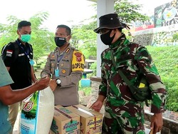 Kisah Pilu Warga Bandung Buka Puasa dengan Nasi Aking