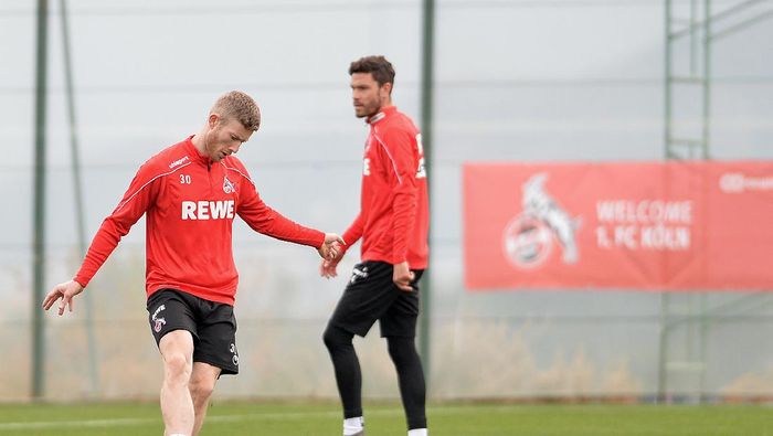 BENIDORM, SPAIN - JANUARY 010: (BILD ZEITUNG OUT) Florian Kainz of 1. FC Koeln controls the ball during the 1. FC Koeln winter training camp on January 10, 2020 in Benidorm, Spain. (Photo by TF-Images/Getty Images)