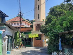 2 Karyawan Sampoerna Positif Corona, Kampung Kawasan Pabrik Isolasi Diri