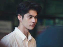 Bright Vichirawit Chivaaree, Pemeran Sarawat yang Siap Maniskan Hari Kamu