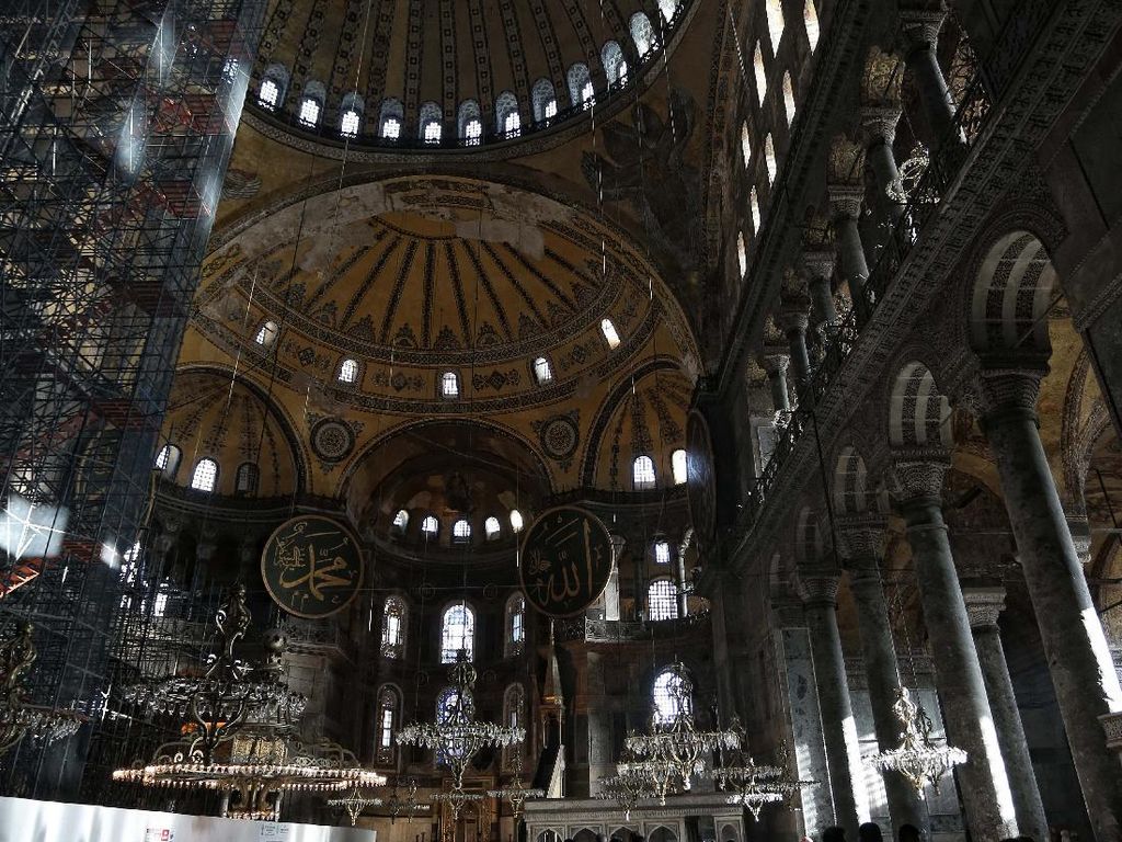 Presiden Turki: Hagia Sophia Dibuka Sebagai Masjid Kembali 24 Juli Presiden Turki: Hagia Sophia Dibuka Sebagai Masjid Kembali 24 Juli