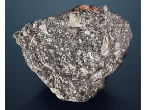 Ingin Miliki Secuil Bebatuan Bulan? Siapkan Kocek Rp 36 Miliar