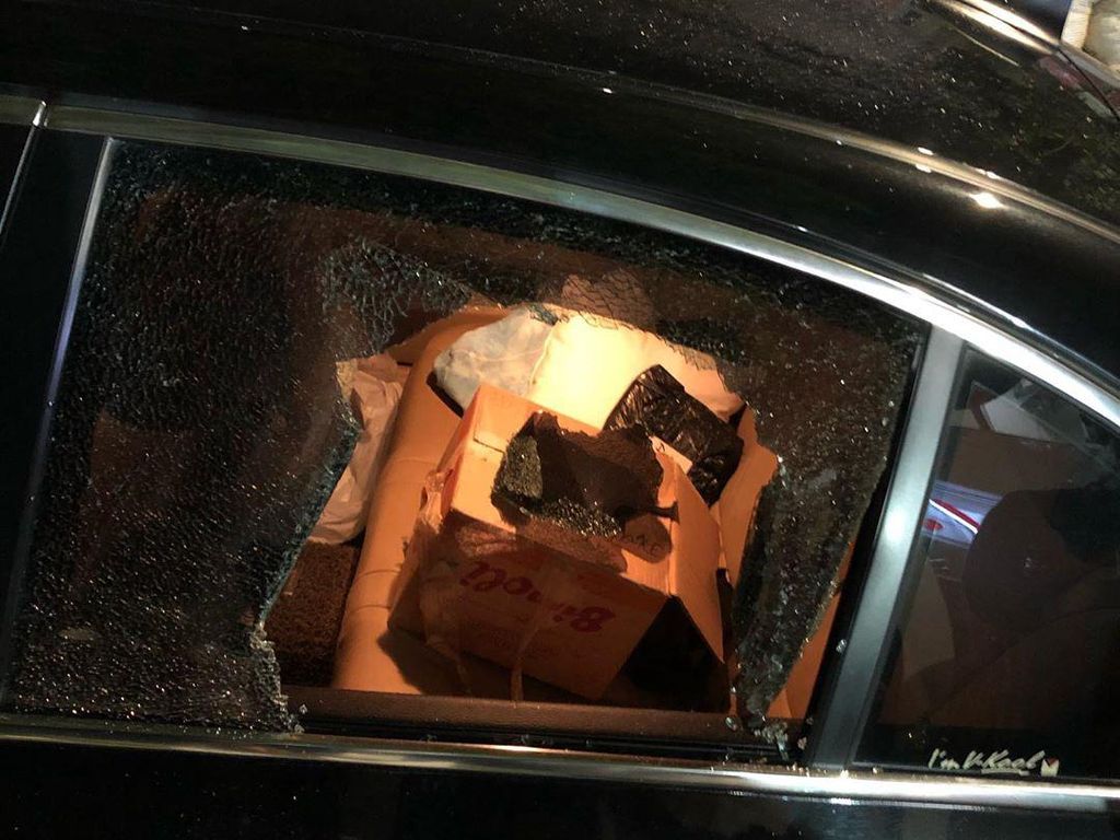 Kaca Mobil BMW dr Tirta Pecah Dibobol Maling, Perbaikannya Mahal? Kaca Mobil BMW dr Tirta Pecah Dibobol Maling, Perbaikannya Mahal?