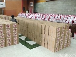 Stiker Hendi Mejeng di Kardus Bantuan, Bawaslu Surati Pemkot Semarang