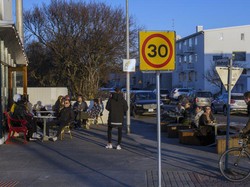 Cerita Sukses Islandia Melawan Corona