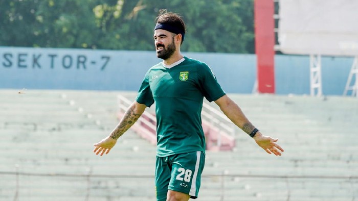 Aryn Williams, pemain asing Persebaya