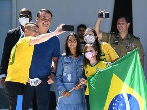 Presiden Brasil Salahkan Para Gubernur yang Terapkan Lockdown karena Corona