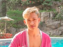 Siapa Ferdian Paleka, YouTuber yang Kasih Makanan Sampah ke Waria?