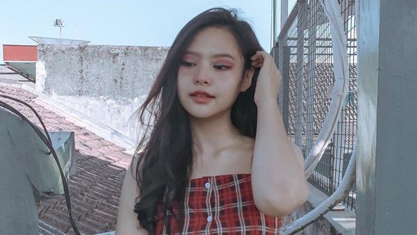 Potret Selebgram Yogyakarta yang Pesonanya Disebut Mirip Jennie Blackpink