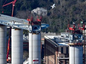 Potret Pengganti Jembatan Italia yang Runtuh 2018 Potret Pengganti Jembatan Italia yang Runtuh 2018