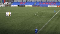 Meski WHO meminta pemerintah Belarusia untuk menghentikan semua kegiatan publik namun kenyataanya pertandingan sepakbola tetap berlangsung.
