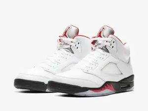 Miris, Remaja Tewas Ditembak Teman Sendiri Gara-gara Sneakers Air Jordan Miris, Remaja Tewas Ditembak Teman Sendiri Gara-gara Sneakers Air Jordan