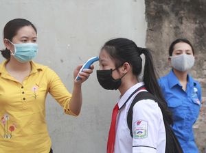 Potret Anak-anak di Vietnam yang Kembali Bersekolah