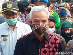 Ganjar Sebut Didi Kempot Seniman Ndeso yang Tak Lupa Asal-usul Ganjar Sebut Didi Kempot Seniman Ndeso yang Tak Lupa Asal-usul