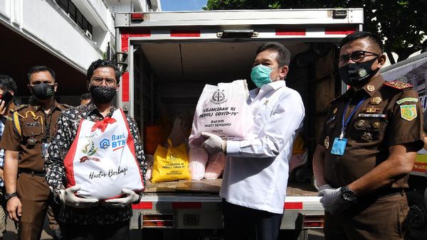 Ringankan Beban Masyarakat Terdampak COVID-19