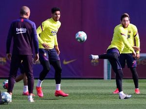 Barcelona Kini Sudah Latihan Tanpa Jaga Jarak