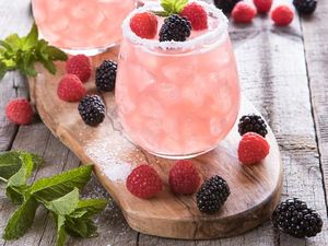 Racik 3 Lemonade yang Dingin Menyegarkan Untuk Buka Puasa Racik 3 Lemonade yang Dingin Menyegarkan Untuk Buka Puasa