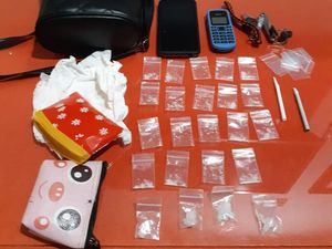 Pasutri Pengedar di Makassar Ditangkap, Sabu Siap Edar Disita