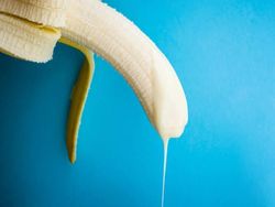 Tokcer! 5 Makanan Ini Bikin Sperma Gesit dan Sehat